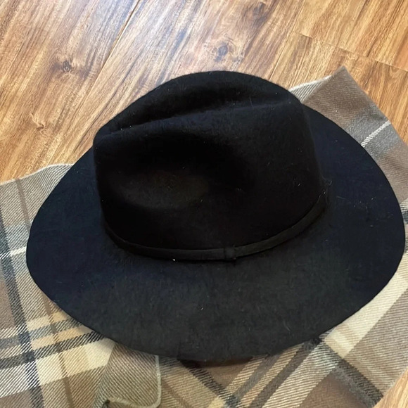 J Crew women’s hat black wool accessory fedora brim festival brunch fall winter - Picture 2 of 8